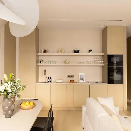 Luxury Flat -2Br 8P- Madeleine Saint Honore
